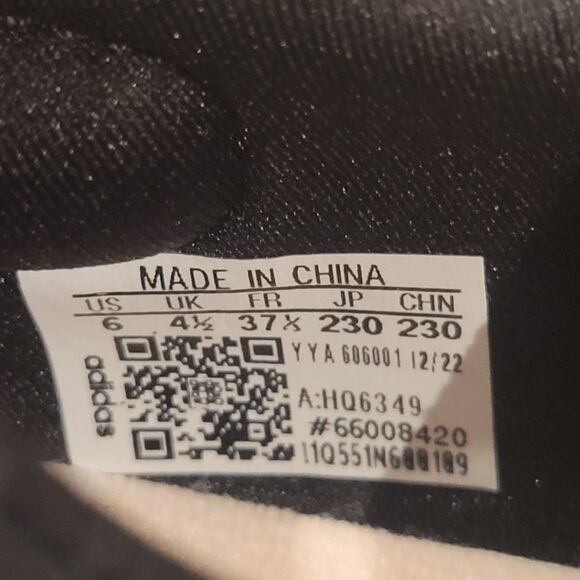 NIB Adidas Ultraboost Light Women's Running Shoes Black Size 6 Gym Workout - Picture 7 of 10